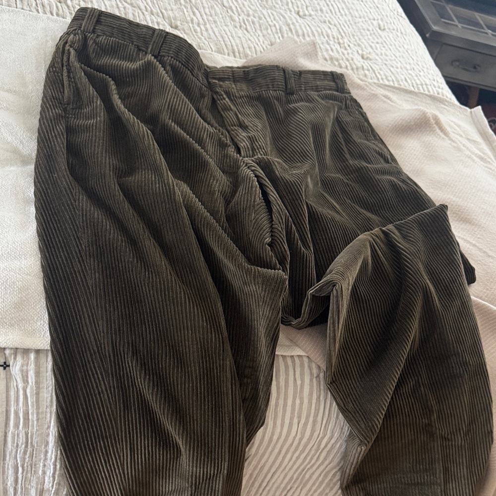 Men's Corduroy Trousers - Dark Olive